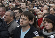 Соратники Навального в понедельник выйдут на Болотную