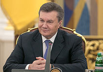 Соглашение об урегулировании кризиса на Украине подписано в Киеве: будет восстановлена Конституция 2004 года, ЧП не будет