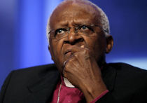 Первый чернокожий архиепископ Десмонд Туту призвал Обаму извиниться за Ирак