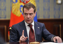 Медведев объединил «ЕР» и правительство ради непопулярных решений