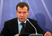 Медведев разжился за счет Грефа и Сечина