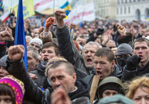 Майдан перемещается к Верховной раде