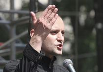 Главный герой "Анатомии протеста-2" желает познакомиться с российской оппозицией