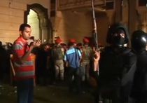 Армия Египта взяла мечеть "Аль-Фатх" - оплот исламистов в Каире