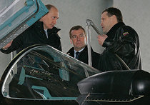 Медведев развил в чиновниках оборонный комплекс