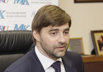 Вице-спикера Думы Железняка обхлопали на съезде Союза журналистов, не дав ему выступить