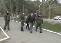 СМИ: "Вежливых людей" обучили и экипировали немецкие спецы