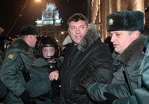 За что Немцову дали 15 суток?