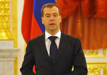 Медведев и Сурков нашли место под солнцем в «Сколково» 