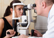Федоровский центр осваивает новый метод лечения катаракты