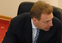 Шувалов призвал российские компании срочно перерегистрировать свои акции с иностранных бирж на Московскую