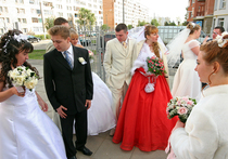 Число свадеб пошло в Горку 