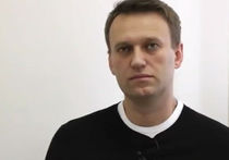 Навальный едет в Киров с вещами