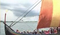 Датчане воссоздали корабль викингов и спустили его на воду. ВИДЕО