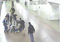 Студентка обстреляла пассажиров метро