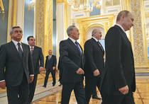 Путин провел первый международный саммит