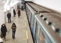 Столичное метро кинулось под ноги пассажирам