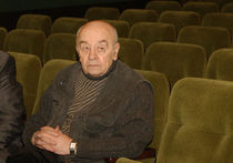 Леонид Броневой планирует вернуться в театр