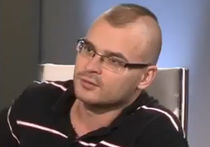 Пойманный добровольцами педофил оказался похож на чиновника службы судебных приставов