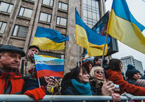"Марш мира" в Москве. Леопардовые против зеленоволосых