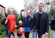 Навальный прибыл в Киров