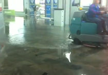 «Наводнение» докатилось до сочинского аэропорта
