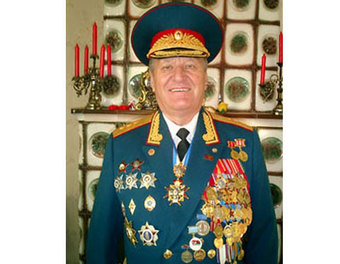 Генерал Владислав Ачалов — “МК”: прийти к власти Бакиеву помогли российские наемники