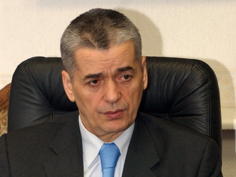 Онищенко ополчился на червивые гамбургеры Онищенко ополчился на червивые гамбургеры