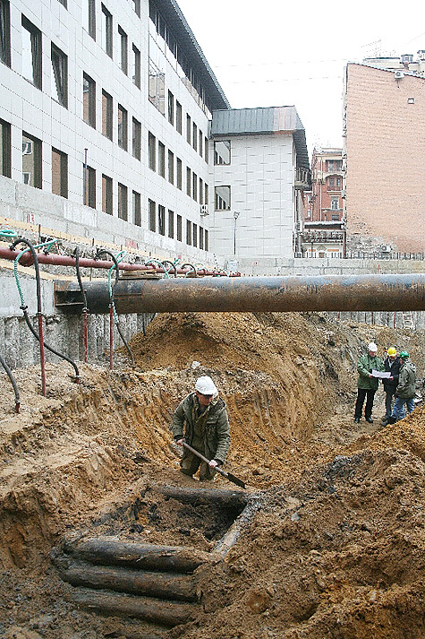 На месте гостиницы Михалкова нашли колодец XVII века