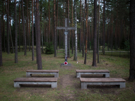 ЕСПЧ не стал оценивать эффективность расследования Россией расстрела пленных поляков

