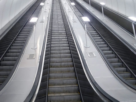 Первые в истории московского метро импортные эскалаторы могут появиться на строящейся станции «Деловой центр» Калининско-Солнцевской линии