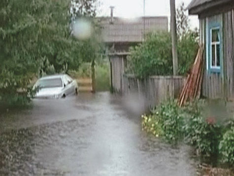 Из-за наводнения в областной столице исчезла вода