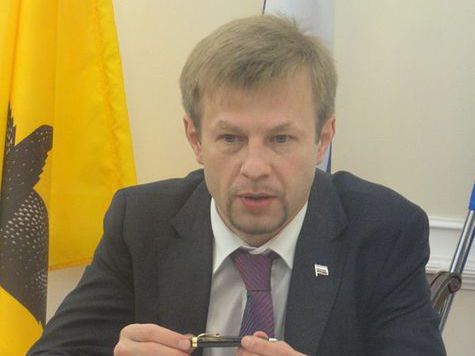 Арестованный мэр Ярославля по-прежнему пользуется поддержку "Гражданской платформы"