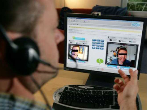 Педофил растлевал детей через Skype Педофил растлевал детей через Skype