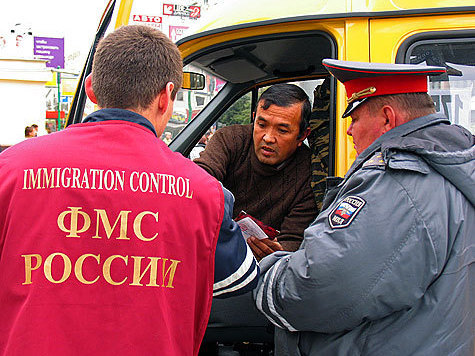 Миграционная служба Москвы придумала способ выдворять гастарбайтеров