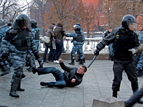 Фанаты устроили «русский бунт» на Манежной площади