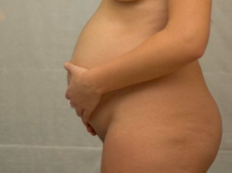 Исследователи наблюдали 125 беременностей с момента овуляции и имплантации эмбриона в стенку матки до родов