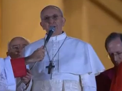Папа Франциск вернулся в гостиницу в одном автобусе с выбравшими его кардиналами