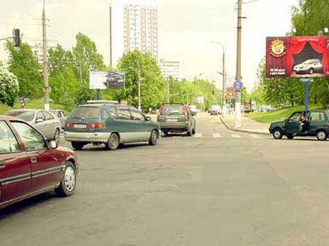 По Фестивальной улице на севере Москвы теперь можно будет ездить только в одном направлении — от улицы Лавочкина в сторону Ленинградского проспекта