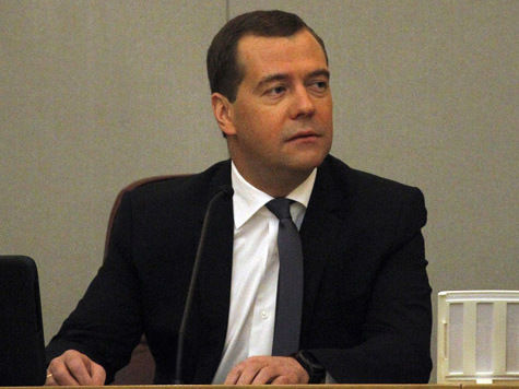 Медведев первый раз встретился с замами после отставки «серого кардинала»