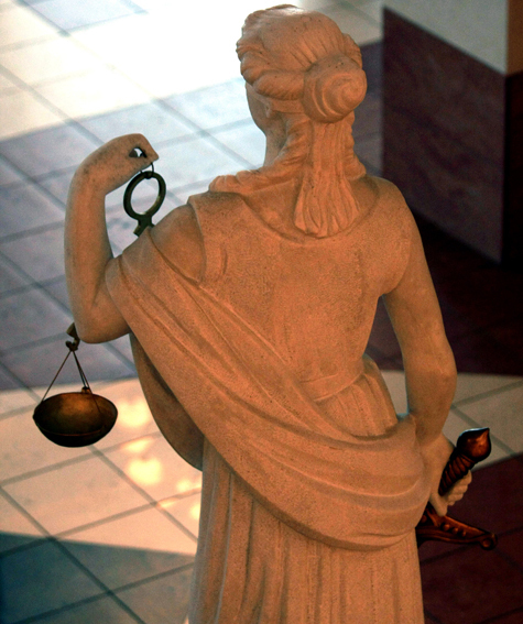 Мальчик по-прежнему остается жить с отцом-норвежцем, подозреваемом в педофилии