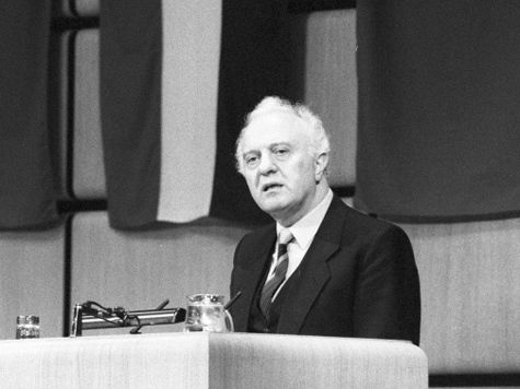 25 января Эдуарду Амвросиевичу Шеварднадзе, последнему министру иностранных дел СССР и второму президенту независимой Грузии, исполняется 85 лет