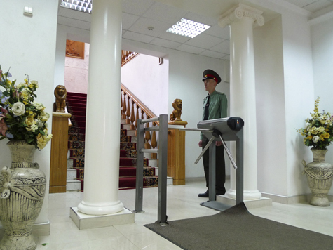 Мирить участников судебного процесса будут в ближайшее время прямо на заседаниях в храме Фемиды