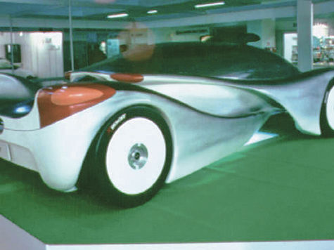 СССР мог стать лидером в производстве беспилотных гражданских автомобилей
