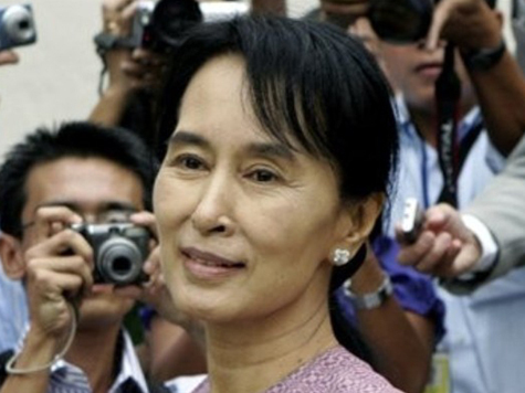 Лидер оппозиции в Мьянме получила наконец свободу