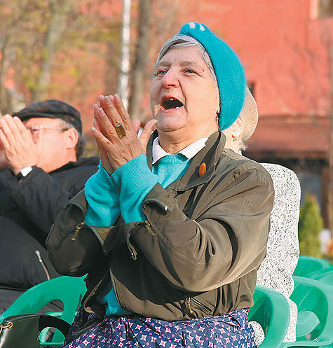 Пожилым жителям Подмосковья организуют досуг