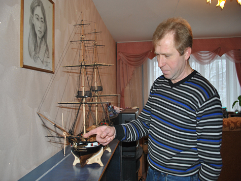 Владимирец Павел Сафронов уже несколько лет с увлечением мастерит модели всемирно известных судов