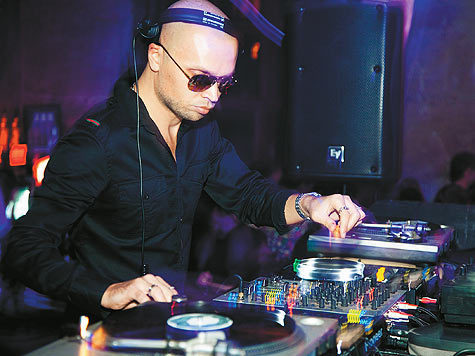 DENIS A совершит нашествие на Love Parade
