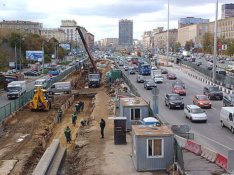 Какой будет инвестиционная программа города на 2011 год?