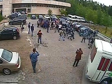 Страсти вокруг потасовки между чеченскими студентами и столичным ОМОНом в Переделкино 8 июня только разгораются 